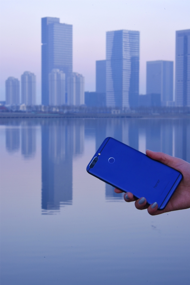 荣耀v9开箱全网通高配版,荣耀v9和荣耀9游戏测评