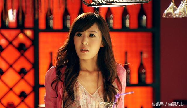 还记得以前的爱情公寓吗,还记得爱情公寓里的瑶瑶吗