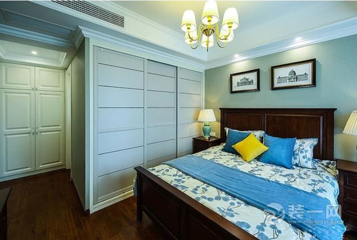 整个空间透露着一股古朴味苏州绿地太湖城小区124平三室