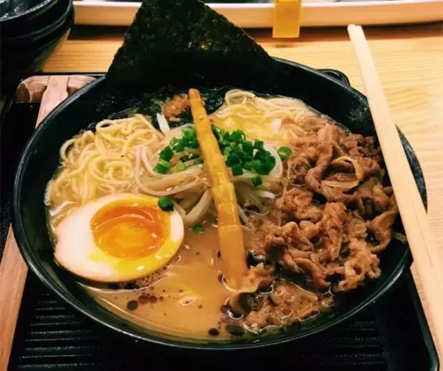 成都必吃的18碗面,成都最好吃的100碗面