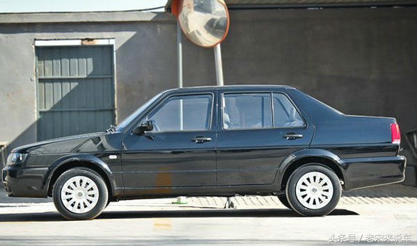 爷爷喜提三轮车,2010款捷达伙伴现在还值多少钱