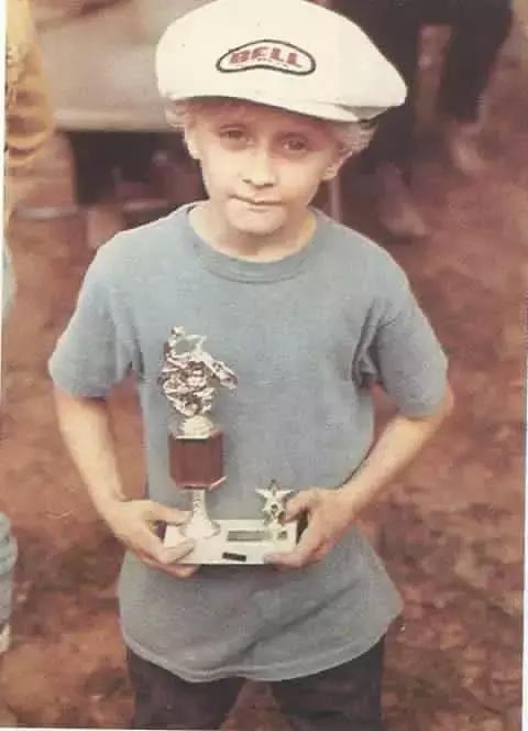 英国足坛坏小子,英国坏小子成名之战