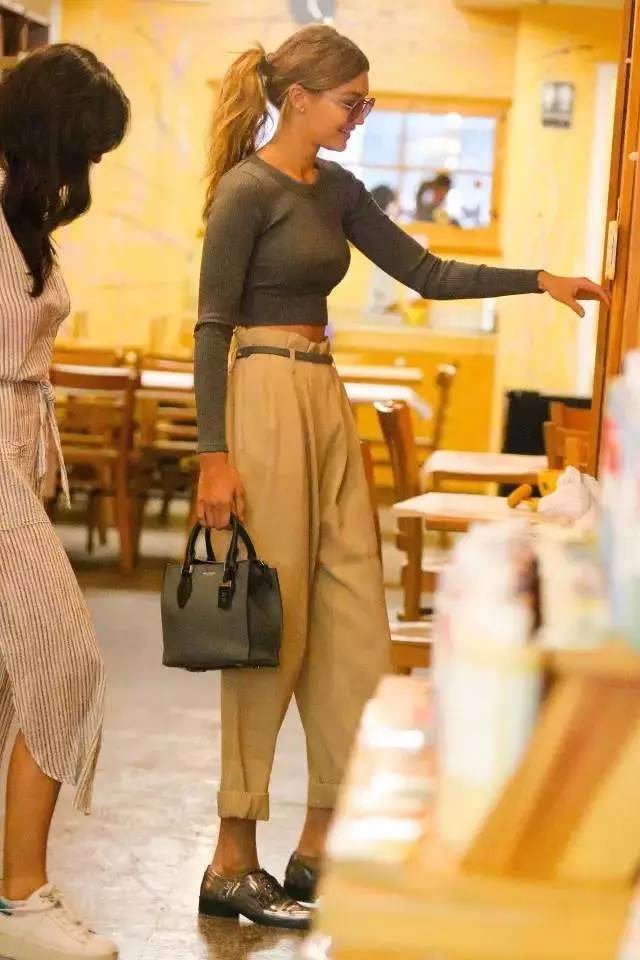 明星包包平价,一年四季都能背的平价包包