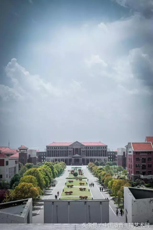 南京南广学院是几本,南广学院学费很贵吗