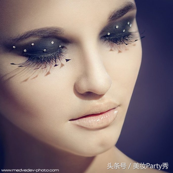 眼睛深邃适合的眼影,眼睛深邃的日常眼影颜色