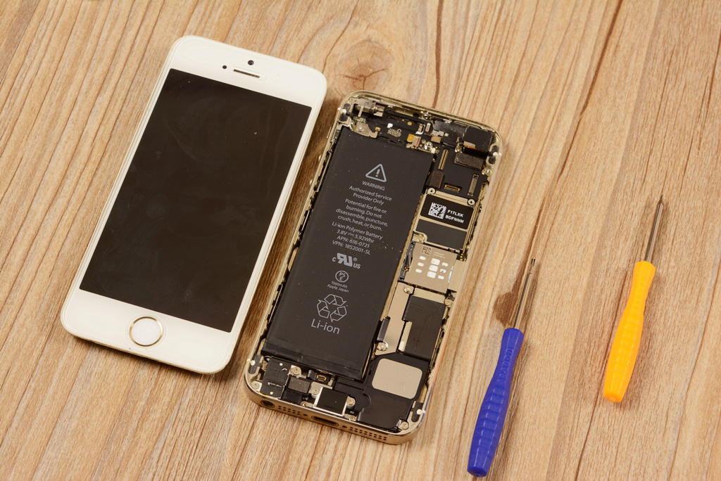 iphone5s电池更换详细教程,iphone5s怎么自己换电池