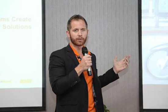 他拿过“高考状元”澳门打了七年德州扑克最后去东南亚开货车