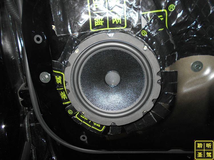 日产途乐汽车音响改装店,北京尼桑途乐音响改装案例