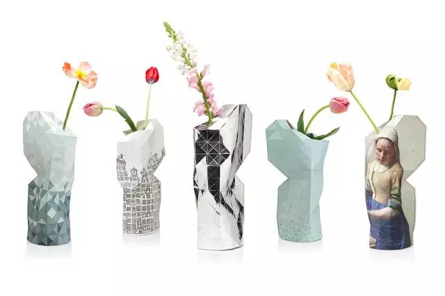 妇女节礼物用纸做的花,妇女节用彩纸做的礼物