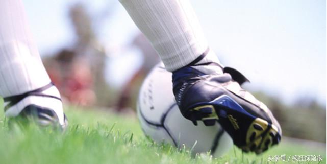 势不可挡这就是足球的魅力,心随球动王者风范