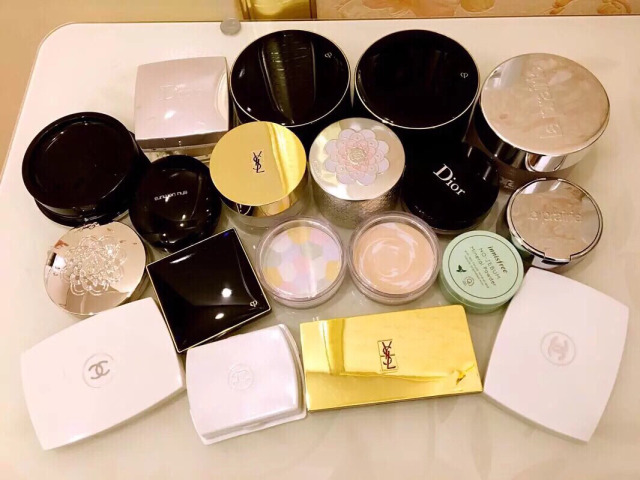 粉饼和散粉正确的化妆先后顺序图,最好用的粉饼蜜粉