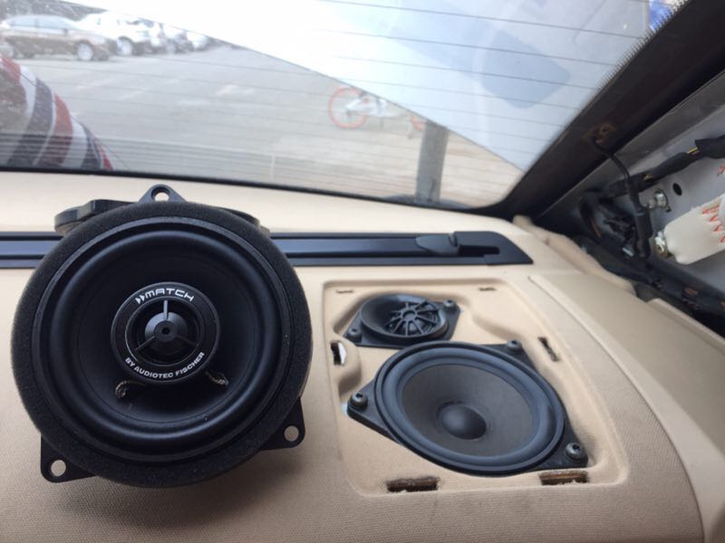 周口宝马x1音响改装案例,宝马原车音响可以改其他车吗