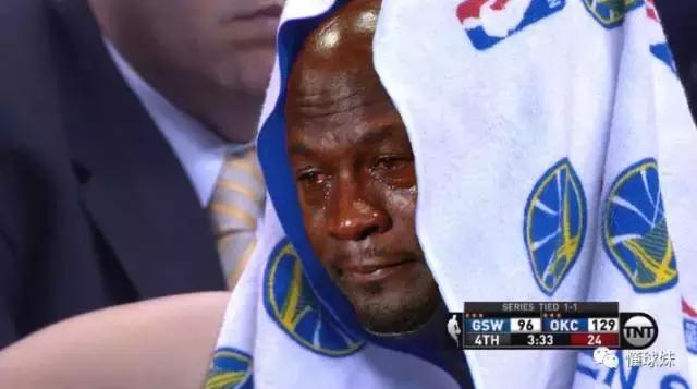 库里三分勇士视频,勇士库里三分纪录