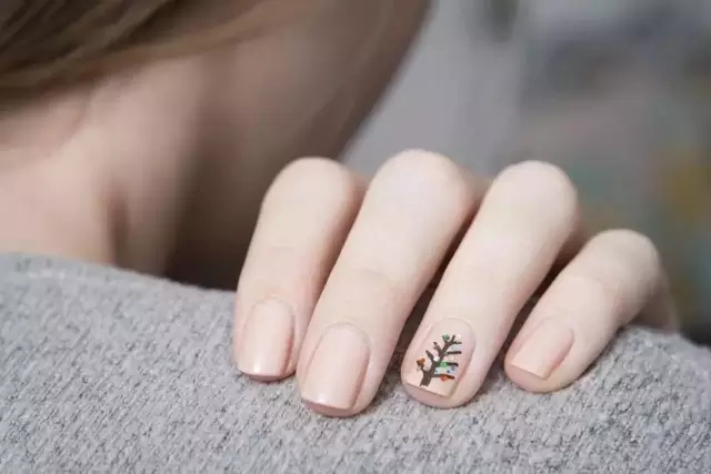 黑皮染发颜色推荐显白,黄皮肤染什么颜色显白