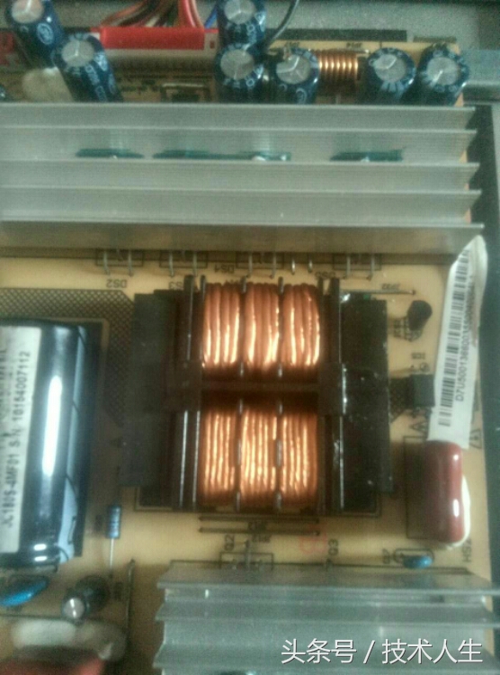 长虹50寸开机指示灯熄灭黑屏不亮,长虹电视机开机指示灯闪烁后熄灭