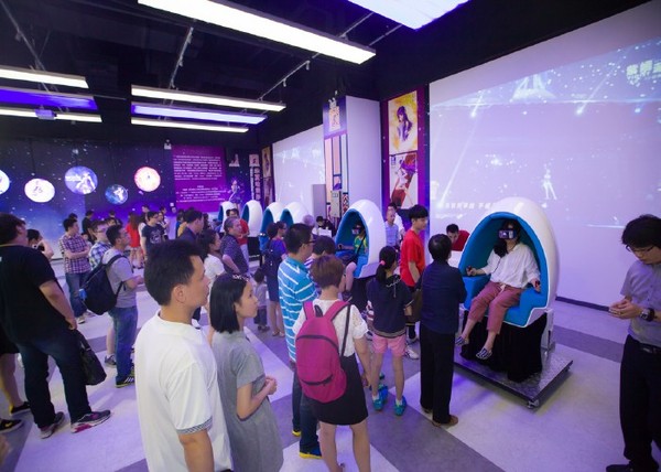 vr体验店投资多少钱,开一个vr体验馆赚多少