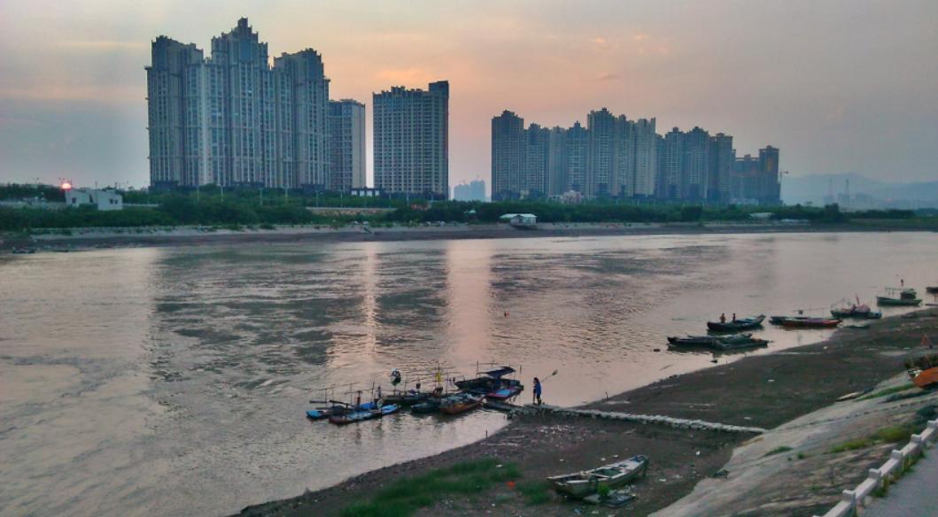 中兴v5max配置,中兴v5裸眼3d手机评测