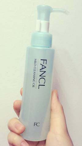 适合油皮的卸妆产品推荐,干皮敏感肌怎样用卸妆油卸妆