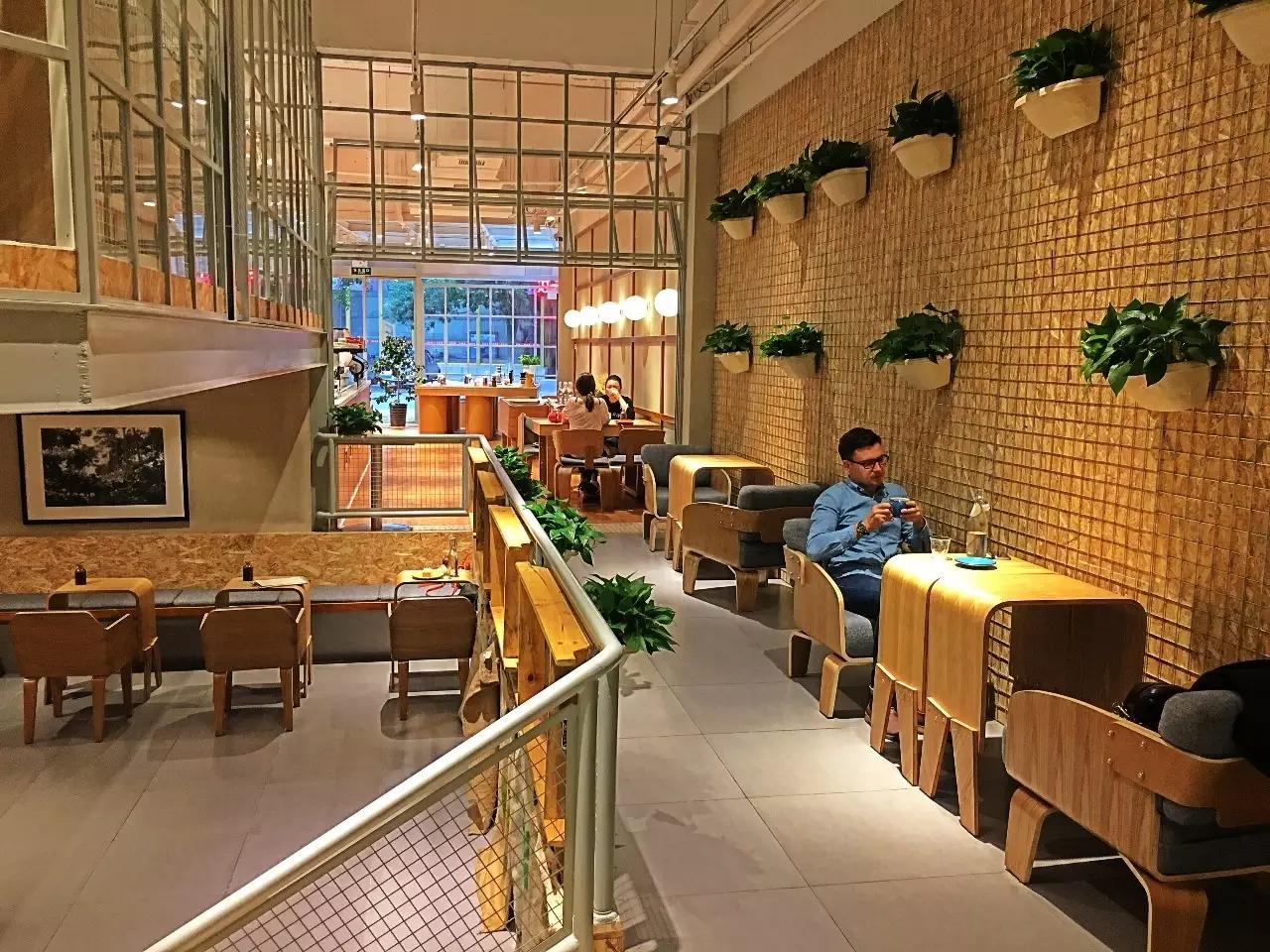 一天吃8顿算啥!回我老家青岛,带你吃上24小时!