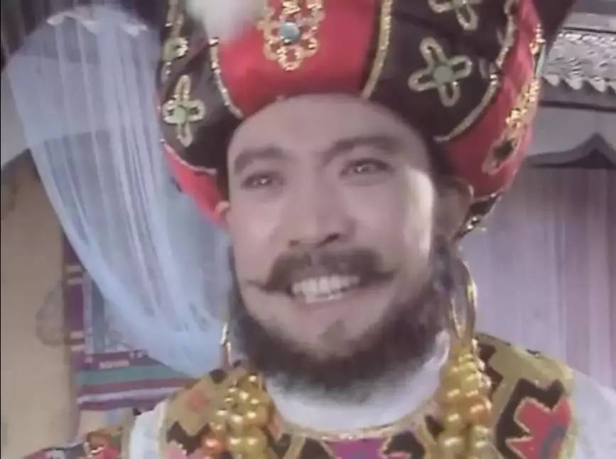 她曾是王的女人，被*兽禽**囚禁洞中整三年，逃回家丈夫却不再碰她！