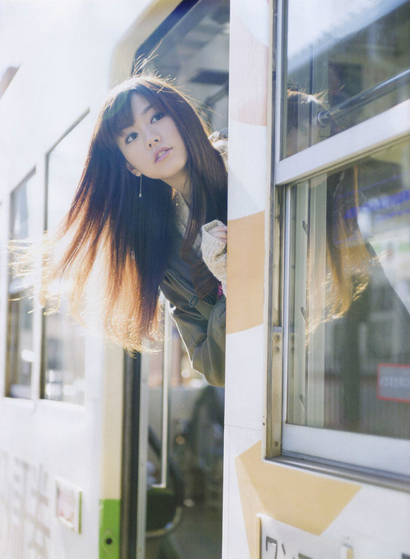 追狮子座女生能不能表现得太明显,追狮子座女孩子的技巧和方法