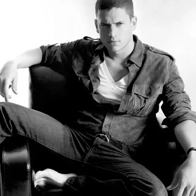 陈学东机场“板寸头”,引领17春男士发型新时尚