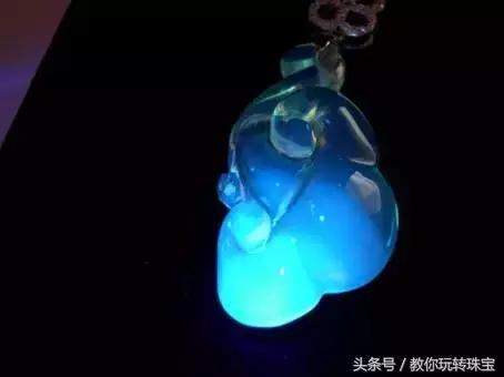 俄罗斯发现“龙血”琥珀,3公斤就卖上千万!