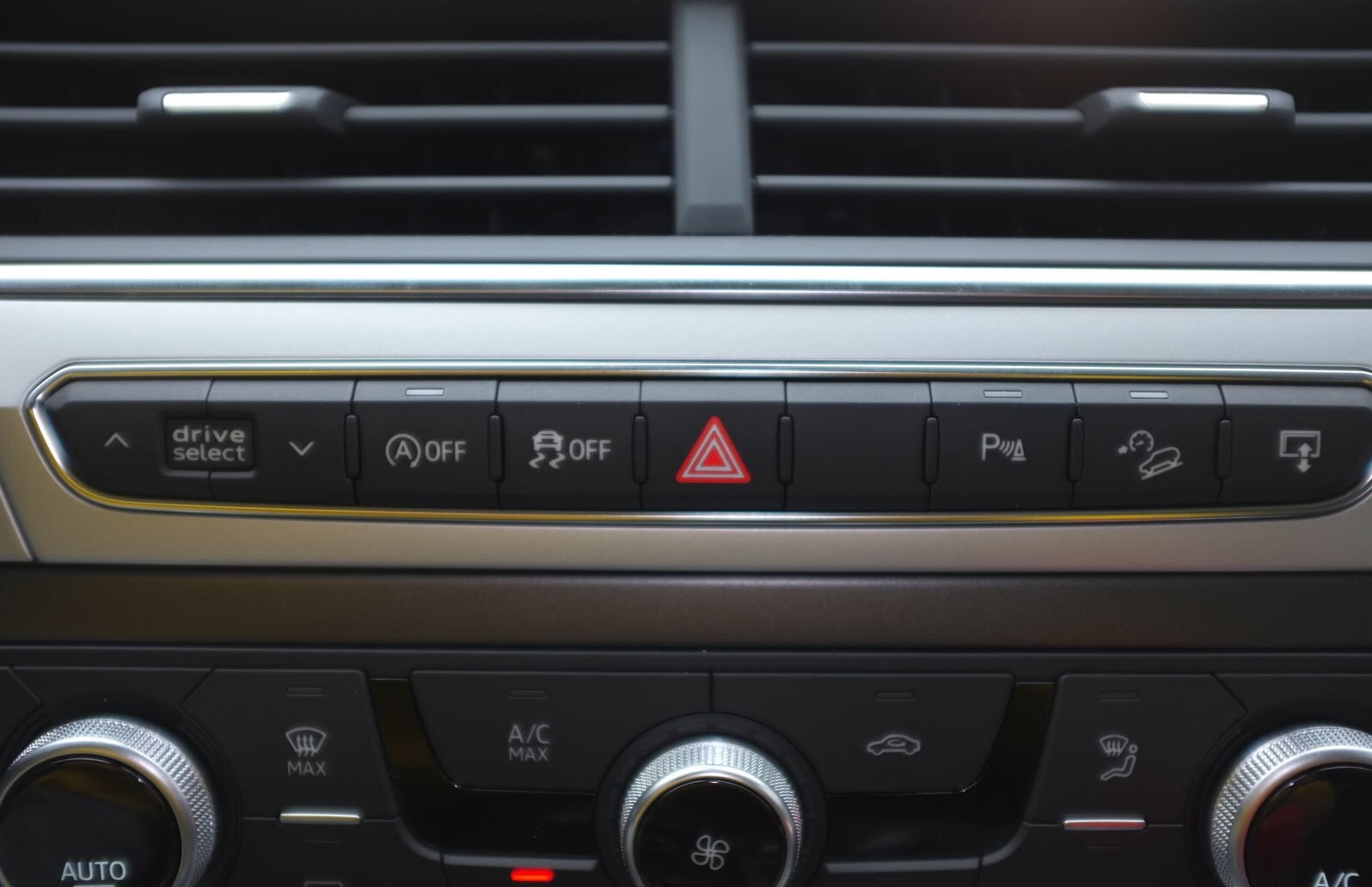 2017年的奥迪q7值得买吗,2016款奥迪q7怎么样专家点评