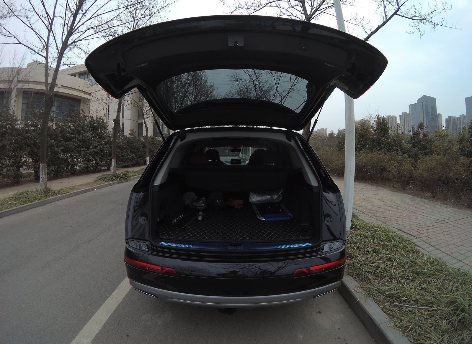 2017年的奥迪q7值得买吗,2016款奥迪q7怎么样专家点评