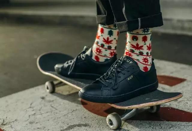 枫叶袜穿着不舒服,穿着枫叶袜