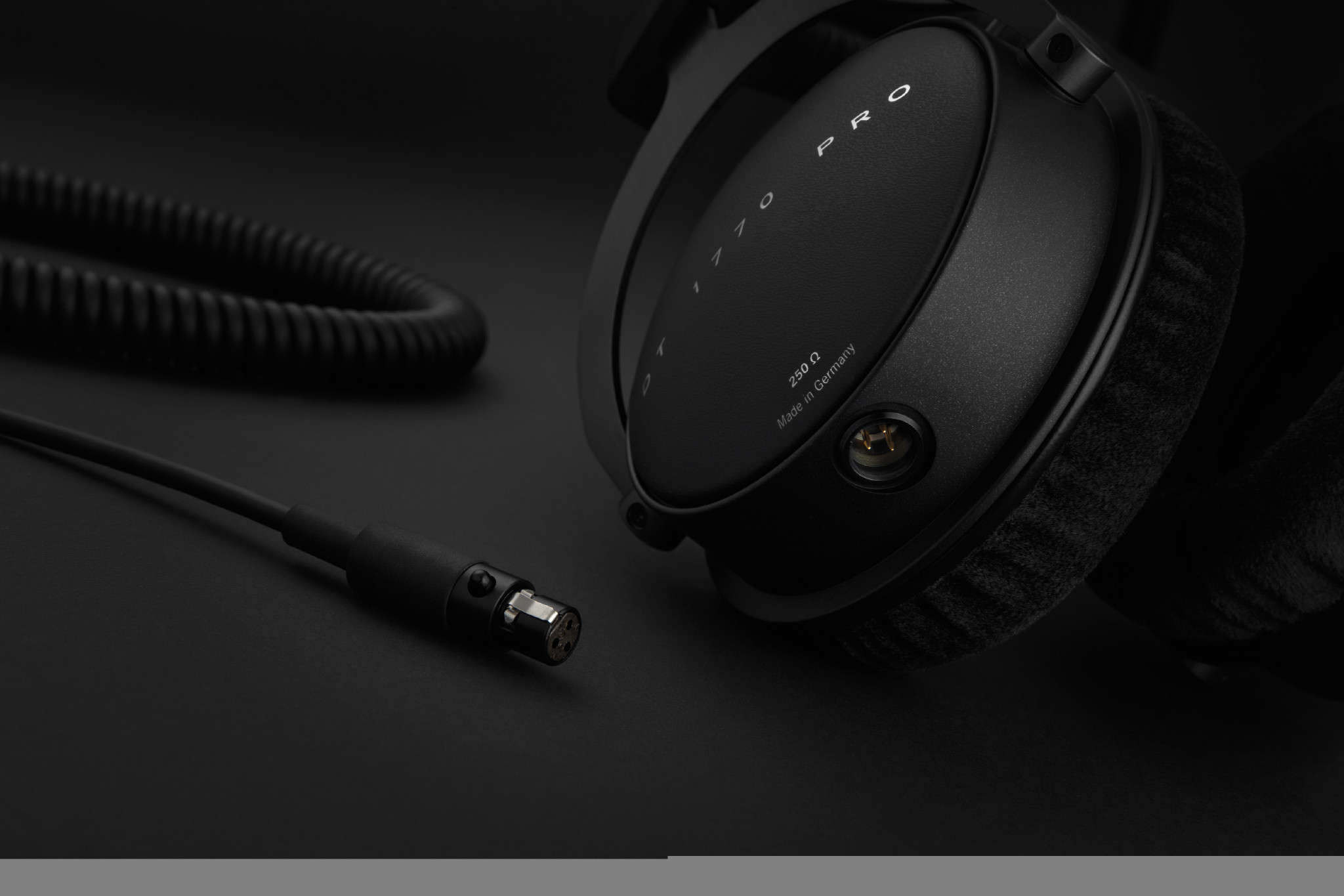 高质量耳机经济实用,高质量耳机不入耳式