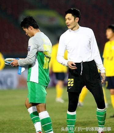 难以置信的中国球员客串门将，恒大两将在列