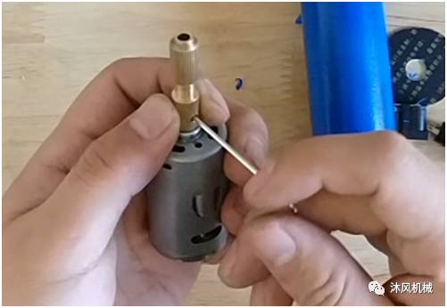 手电钻制作打磨神器,diy小型打磨机制作过程