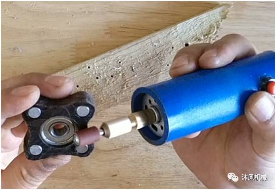 手电钻制作打磨神器,diy小型打磨机制作过程