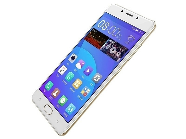 4000mAh+4GB+1300万像素,刚上市就降价300元