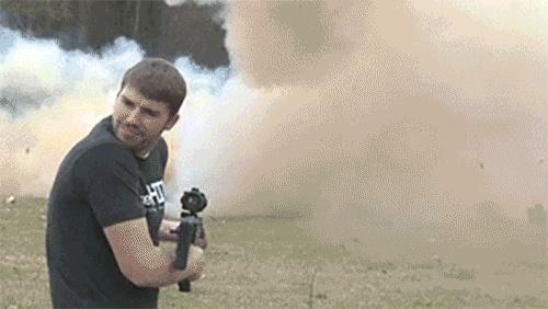 结婚把新郎官给整了,新郎被整太过头的视频