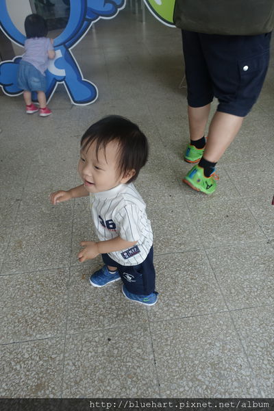 纯母乳断奶前我们应该做什么工作,母乳怎么戒最快最有效