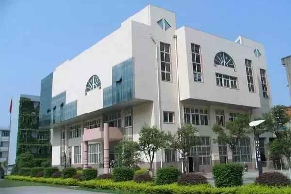 宜昌这个很多人骂了3年，却爱她一万年的地方！真的回不去了！