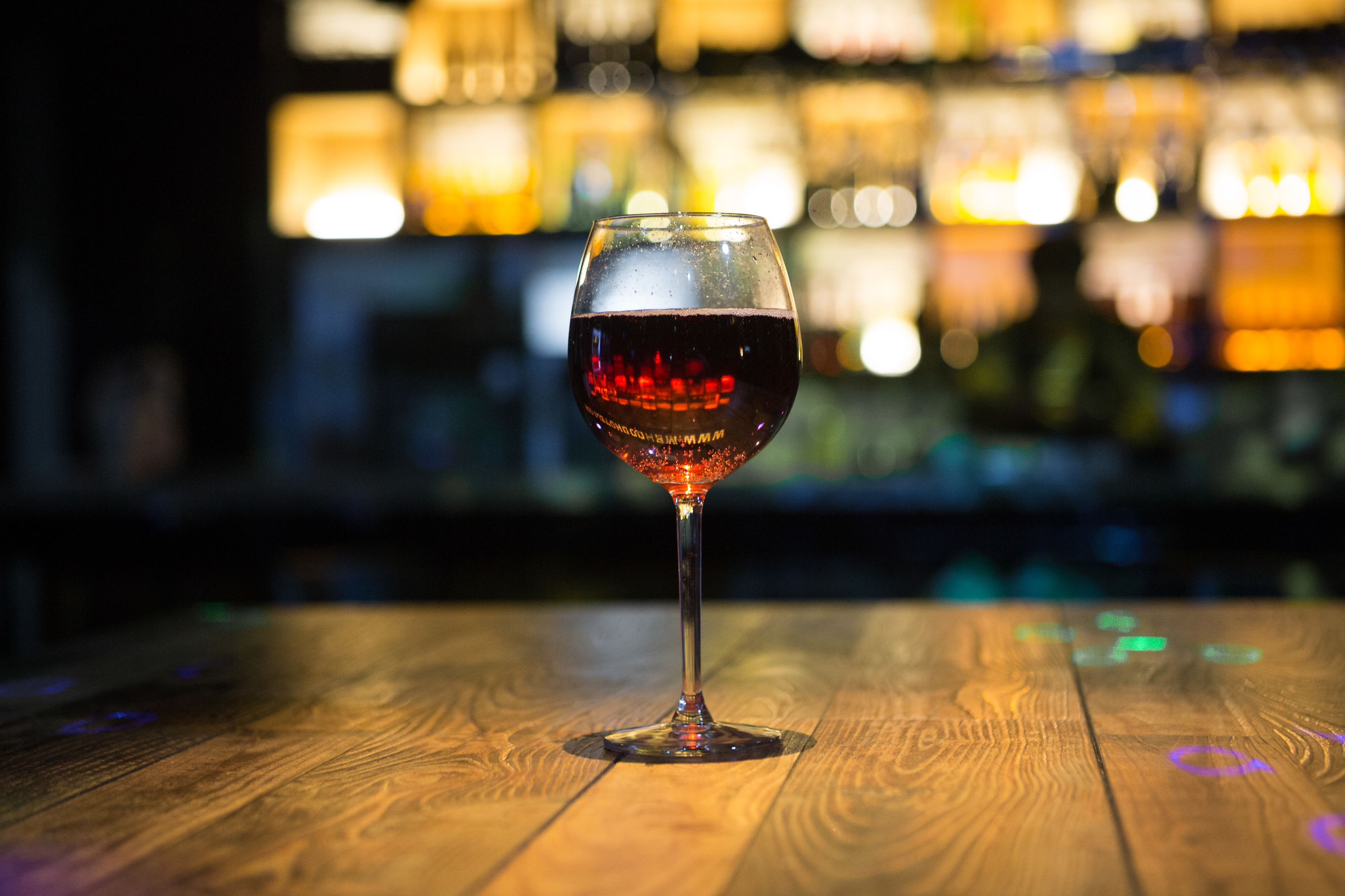 无锡这家酒店，竟然自带酒吧和游戏厅