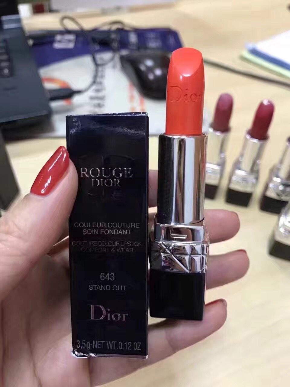 最火迪奥口红色号,迪奥蓝金口红哪个色好看