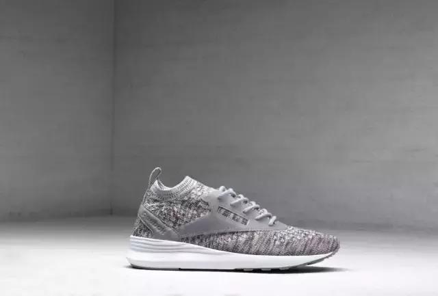 飞鸟极速盘旋素材,reebokzokurunner