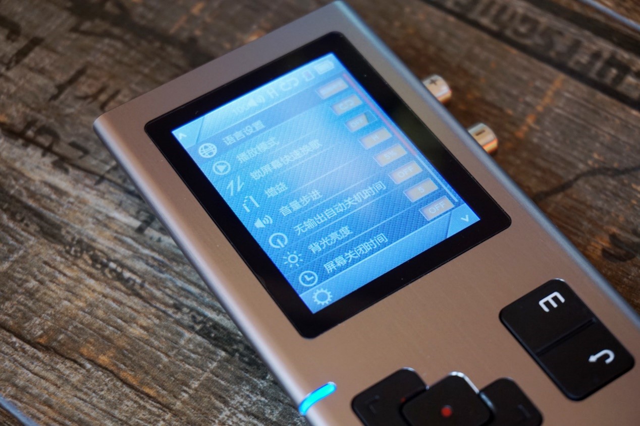 如果说哪个*放播**器更纯粹，那么七彩虹C200应该算是一个