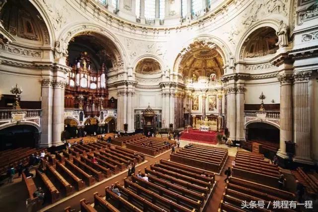 是什么样的国家，公共厕所里竟然只有一个拳头大的壶？