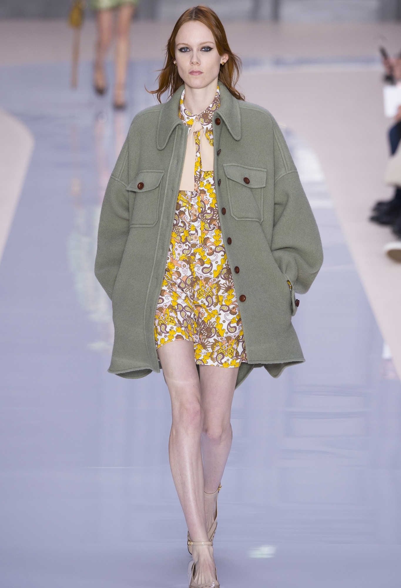 chloe最新秀,2023年chloe秋冬服装走秀