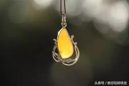 俄罗斯发现“龙血”琥珀,3公斤就卖上千万!