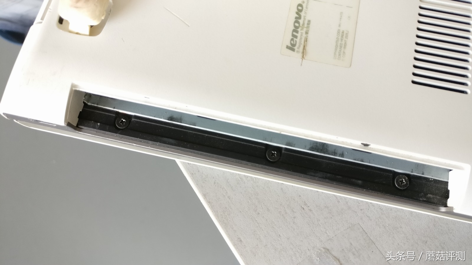 z500联想拆机,联想z500清灰