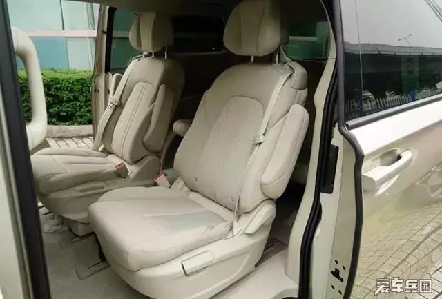 织物座椅和真皮座椅哪个好,皮织物混搭座椅要不要加真皮座椅