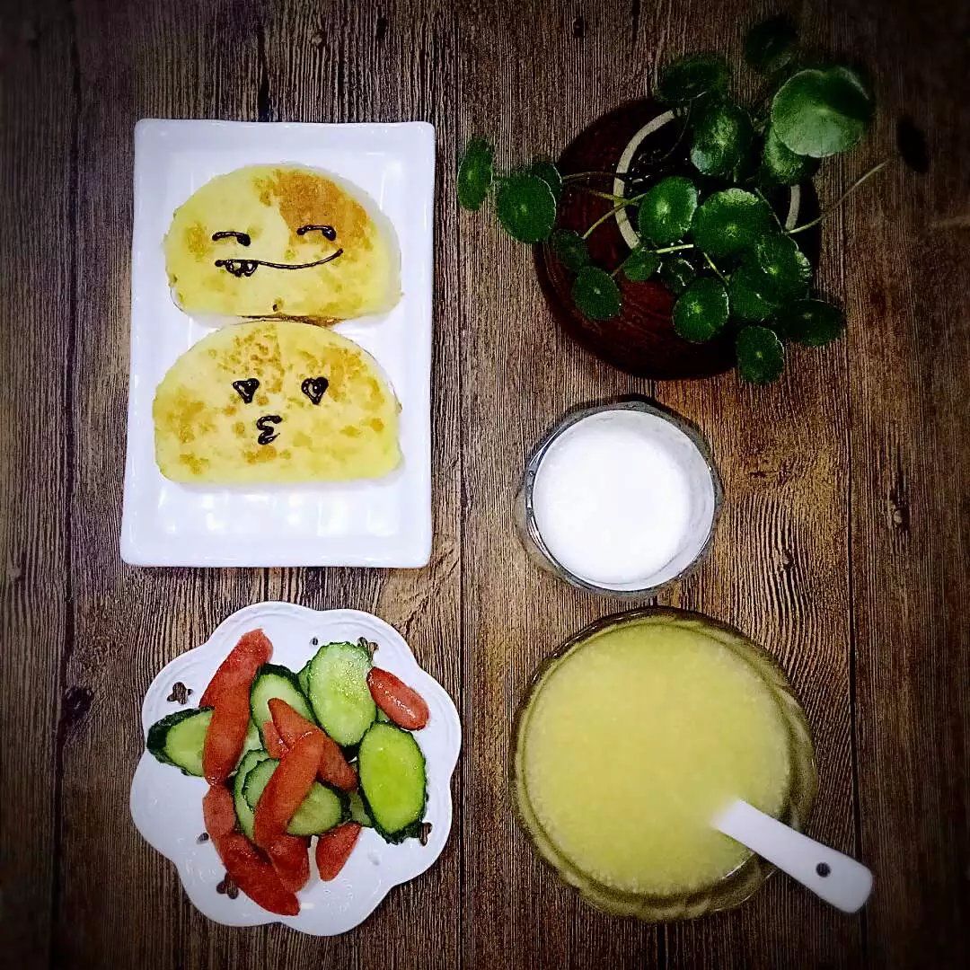 每天坚持做早餐的妈妈,一份坚持五年的爱心早餐