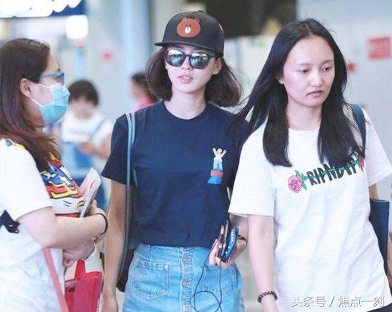 平沿棒球帽怎么戴好看短发女,短发戴棒球帽子怎么扎简单好看