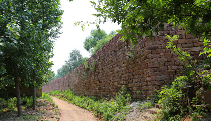 临沣寨中原第一红石古寨,河南古寨临沣寨的传说